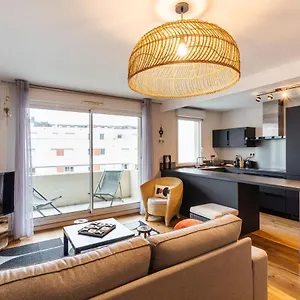 Le Vilona - T3 Moderne Avec Parking Prive , Rennes France